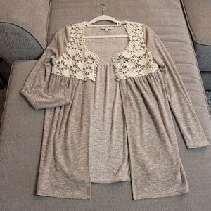 Entro Boho Embroidered Cottagecore Open Front Cardigan Size Small Tan Cream